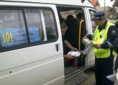 Сотрудники ДПС активизируют работу по контролю за легковыми такси и автобусами в Темрюкском районе