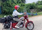 Старотитаровский пенсионер-моряк Анатолий Григорьевич Хвостик  отправился на раритетном мотоцикле к месту службы в Кронштадт