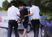 Наркоман из Белореченска отобрал деньги и авто у таксистки в станице Тамань